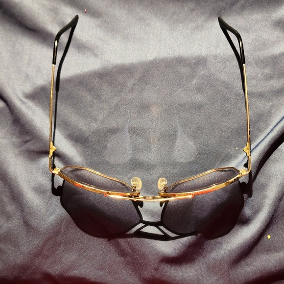 Cazal Sunglasses 9058 - Picture 4 of 8